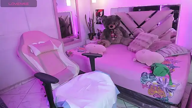 Karly_moon webcam