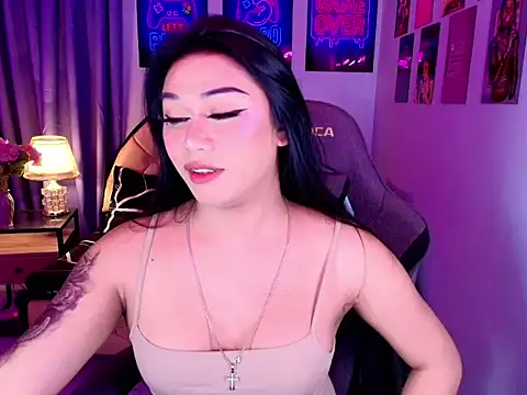 SexxyTsLoverr webcam