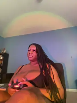 GirthGoddessCoco webcam
