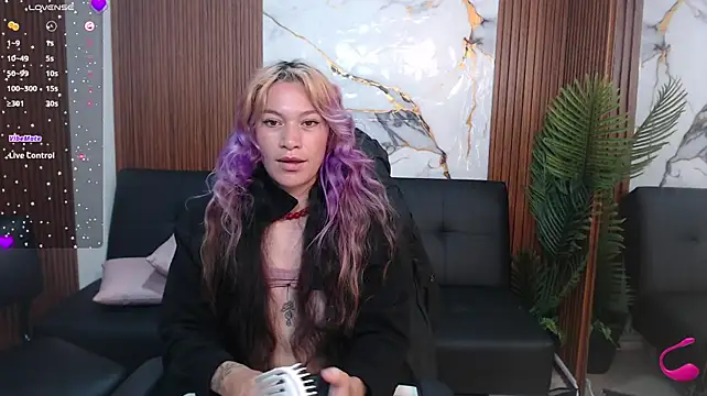 alonddra_tay webcam