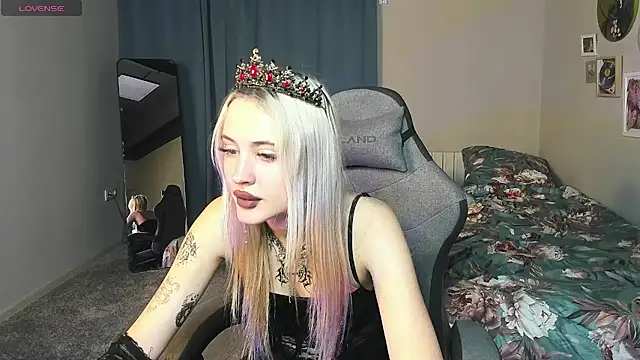 LaslyAngel webcam