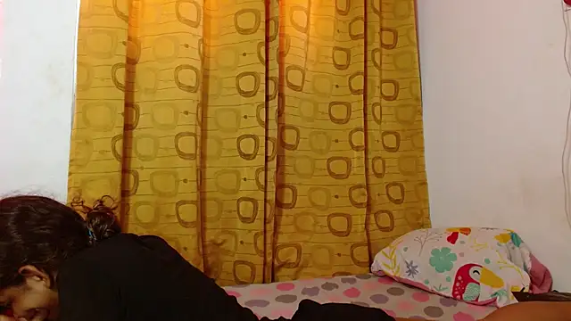 Lunaa__Velvet webcam