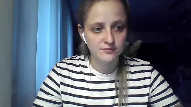 LeaWetGirl webcam