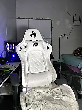 Fetichista23 webcam