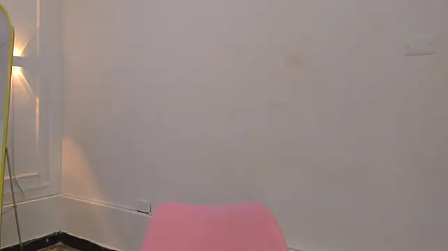 charlotte_dante212 webcam