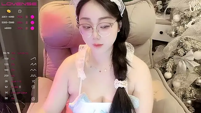 Monica-666888- webcam