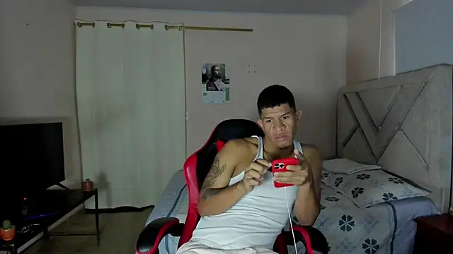 Toptony22 webcam