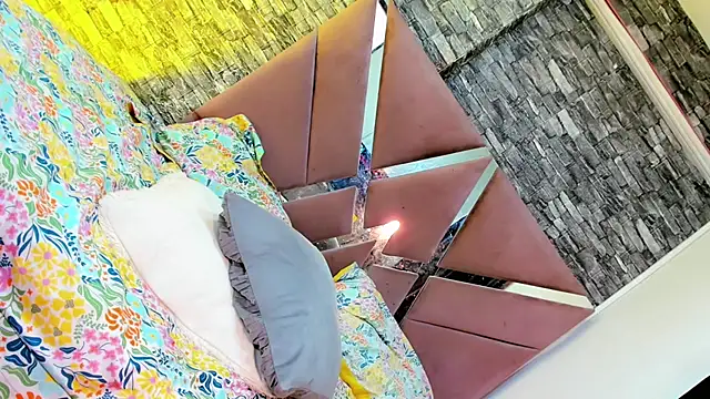 Keily_Tsx1 webcam