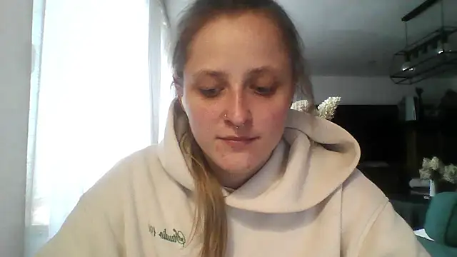 LeaWetGirl webcam