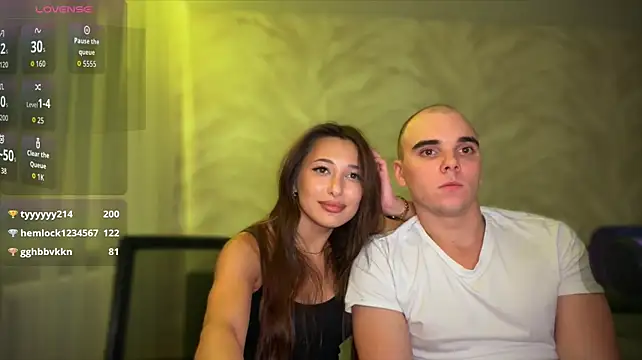 Honey_moon7777 webcam