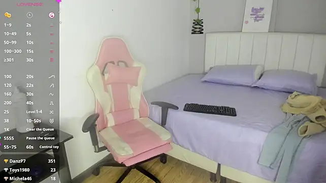 Jessica_Dove webcam