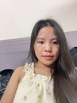 Bella_7777 webcam