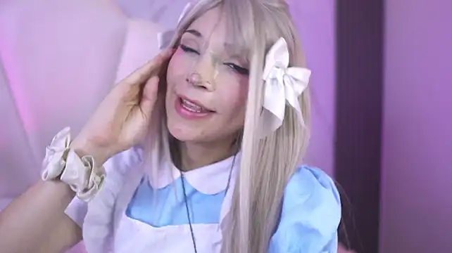 AliiceWonderland_ webcam