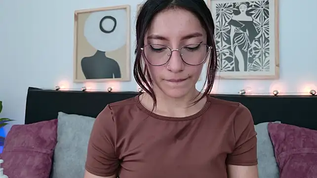 Pauline_Peach webcam