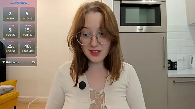 Charmy_Gracy webcam