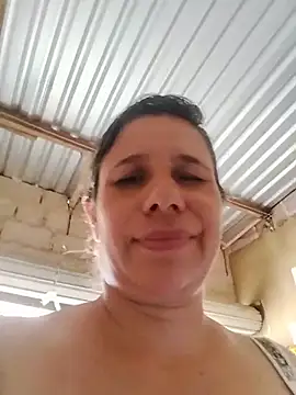MIA-LARIOS live cam on StripChat