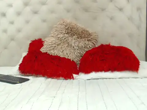 DaniStuart webcam