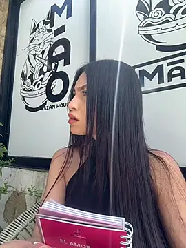 Bonny_Eva live cam on StripChat