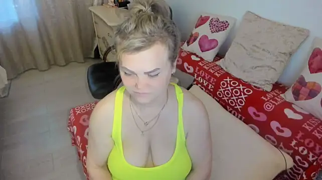 MildMature webcam
