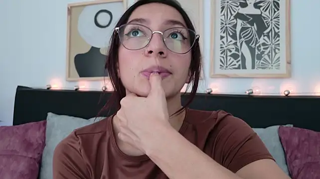 Pauline_Peach webcam