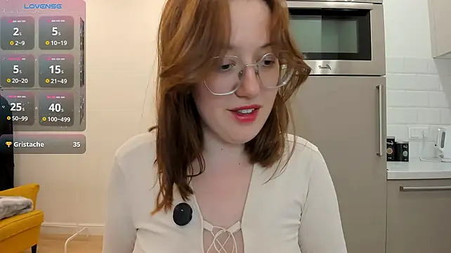 Charmy_Gracy webcam