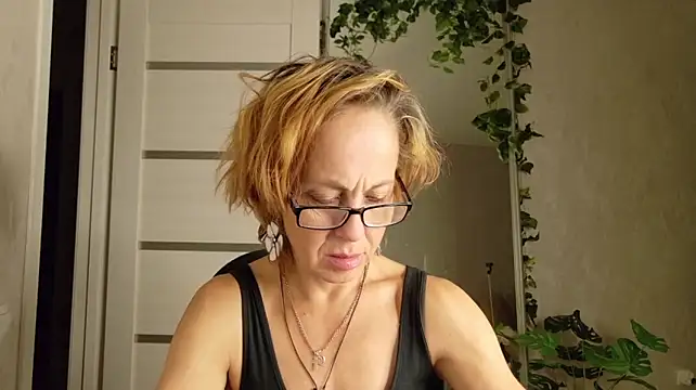 LioraWeiss webcam