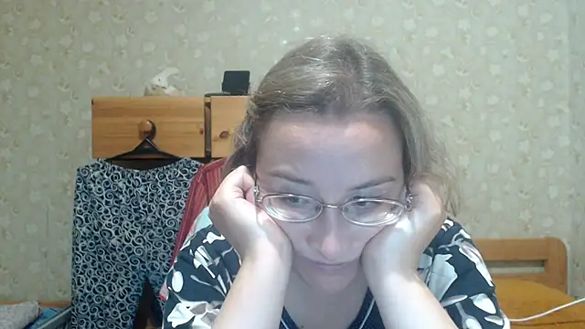 Smart_Rose 🏫 online sex chat
