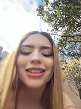 ChloeCollins__ webcam
