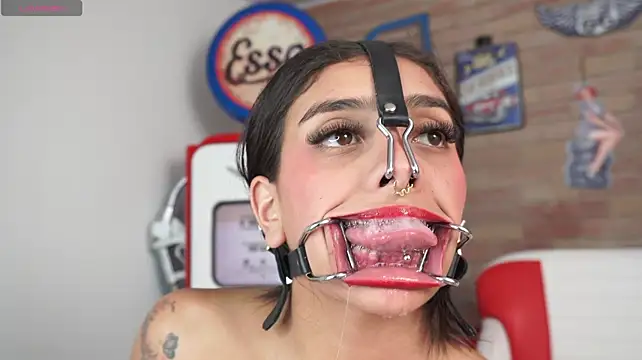 miss_collins webcam
