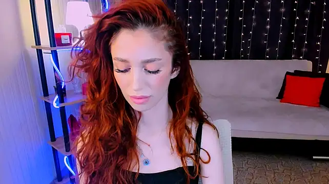 ChristinaConteeree webcam
