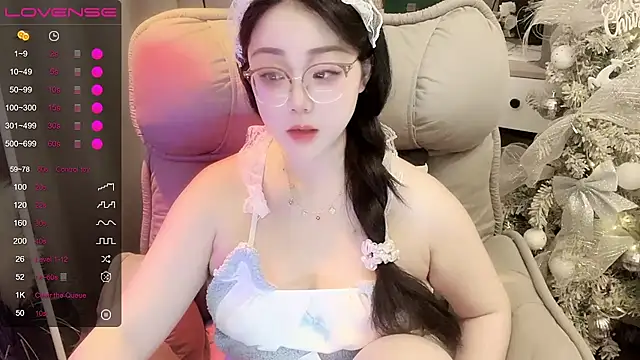 Monica-666888- webcam