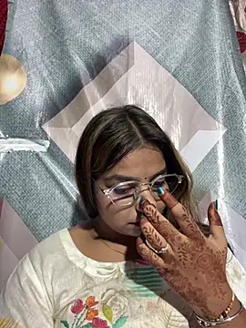 Aayra_Joshi webcam