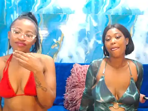 caramelchoco69 📘 live cam