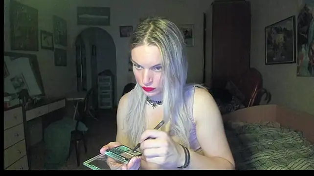 milliKira006 webcam