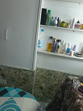 mell0102 webcam