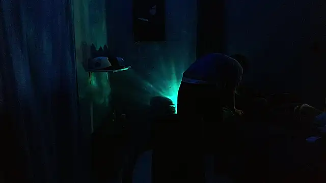 Mr_yisuzz webcam