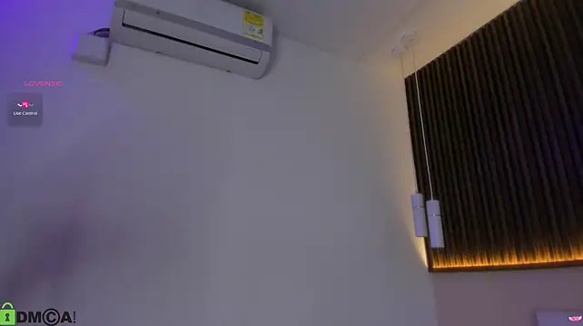 rebecaa_grey webcam