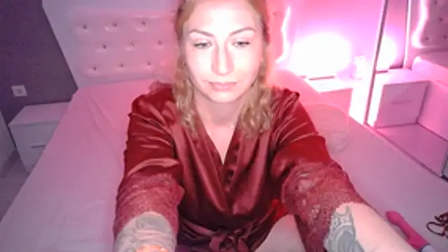 real_misscrystal webcam