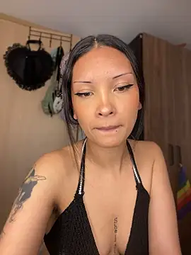 LeylaRose big boobs Lovense toy show
