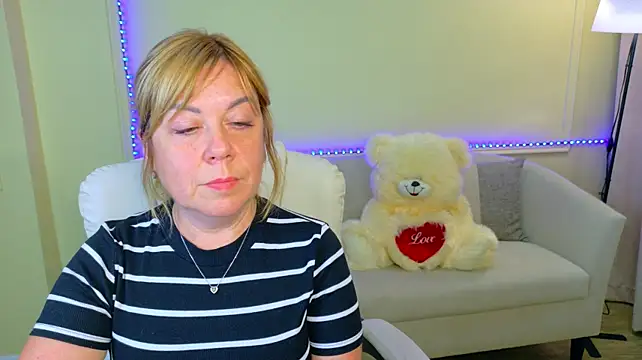 ChristinaDavedes webcam