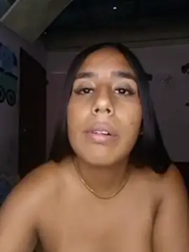sophia_ale webcam