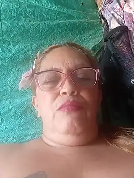 MOTHER_AND_SON09 webcam