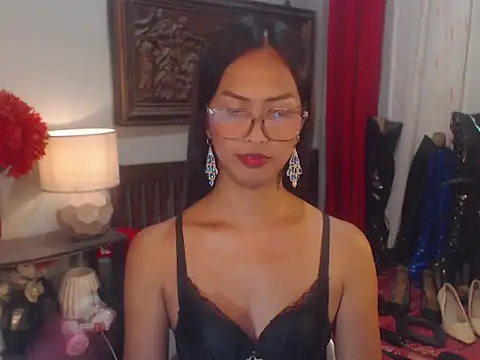Nathalieheartt webcam