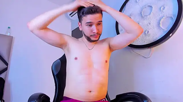 mike_257 webcam