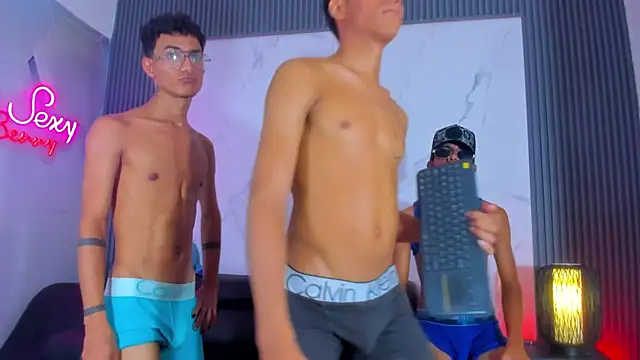 Xxx_hot23cm webcam