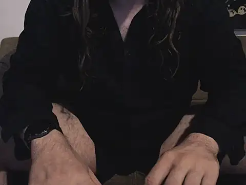 maxstache webcam