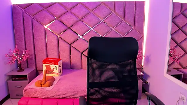 sarah_sweett_ webcam