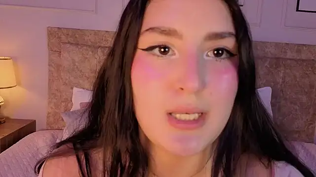 zoe_moon__ webcam