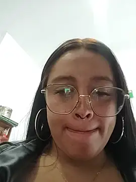 Mia_Risky-1 webcam