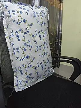 Cuteteluguammmaie webcam